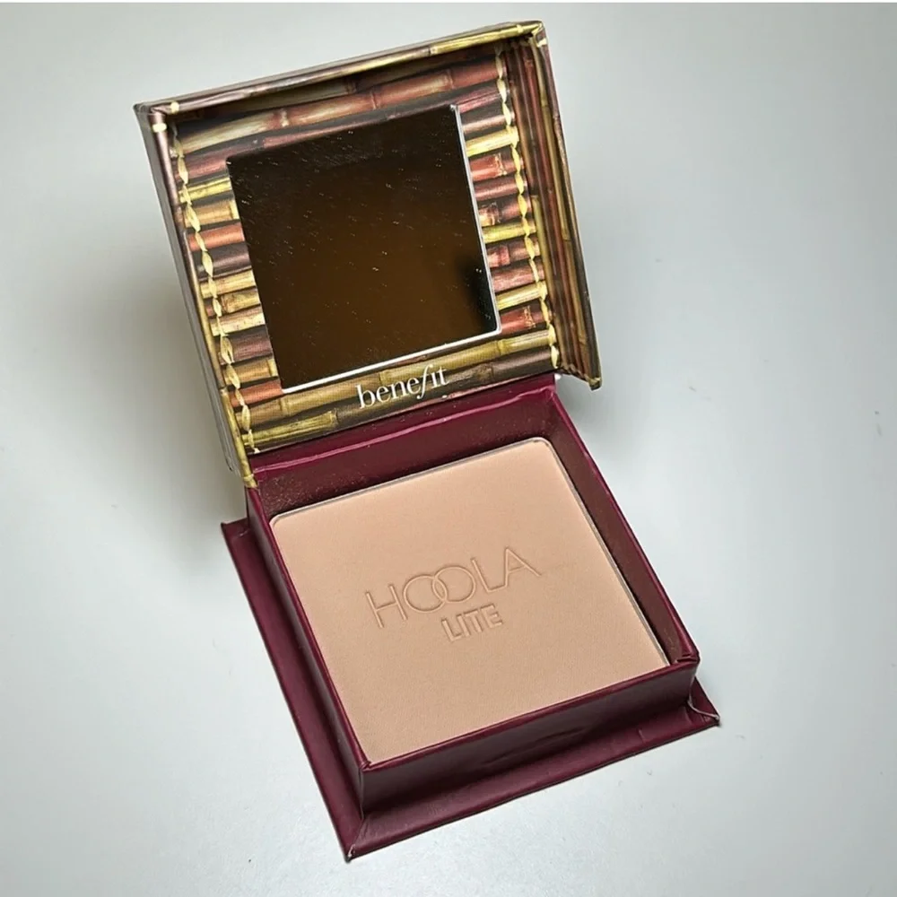 Benefit full sized